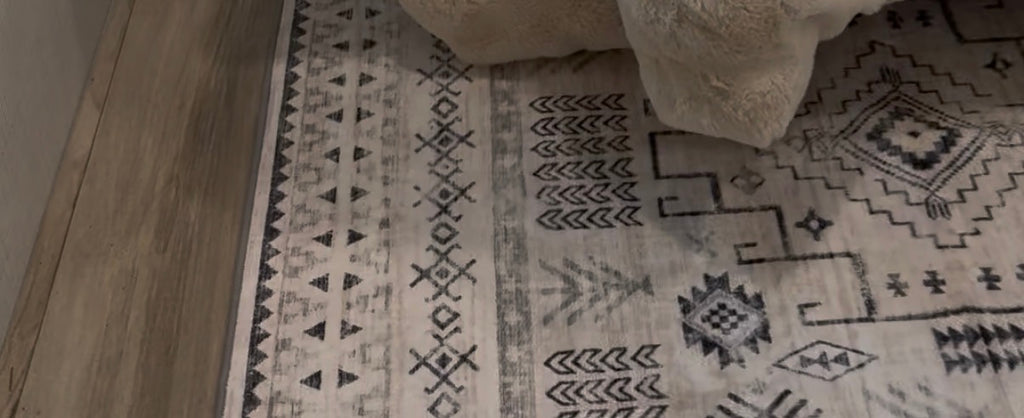 Diamond Patterned Tribal Runner Rug - 27 Inches x 45 Inches