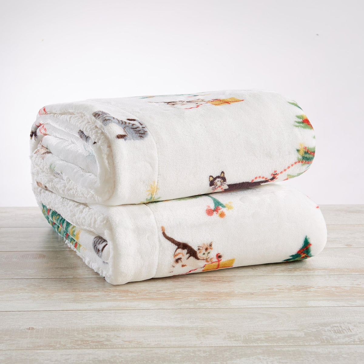 Holiday Sherpa Throw - Esmay Collection